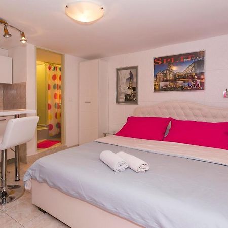 Modern And Practical Studio In The Heart Of سبليت المظهر الخارجي الصورة