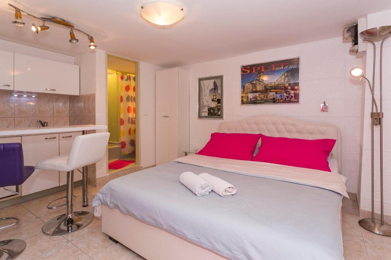Modern And Practical Studio In The Heart Of سبليت المظهر الخارجي الصورة