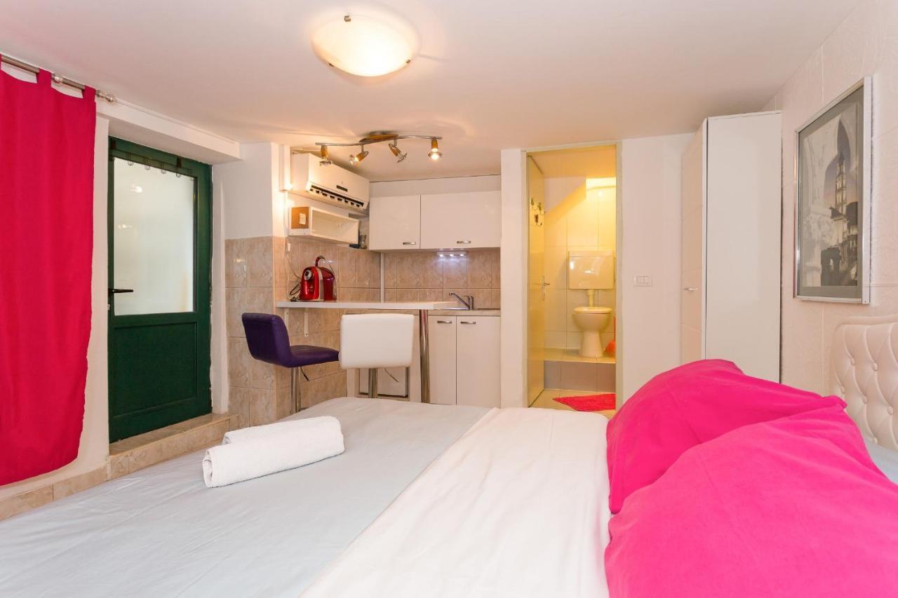 Modern And Practical Studio In The Heart Of سبليت المظهر الخارجي الصورة